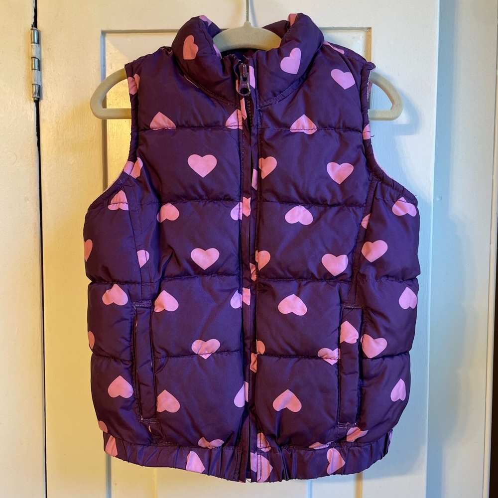 Carter’s purple puffer vest with pink hearts 3T